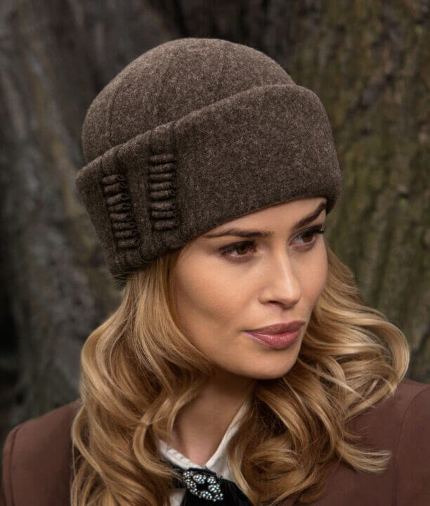 Caciula de dama Binara