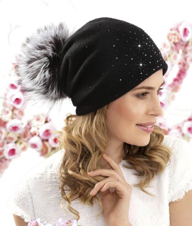 Caciula de dama cu pompon din blanita Oriza