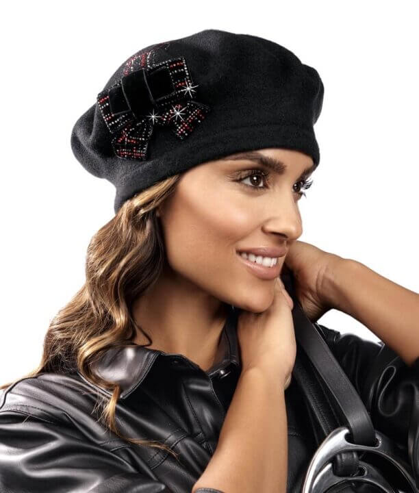 Caciula de dama tip bereta eleganta Fiola neagra din lana merinos cu fundita din catifea si strasuri