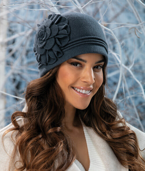 Caciula de dama Dorotea 4